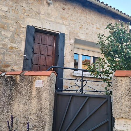 Logement Entier Situe A Taponnat Fleurignac. 외부 사진