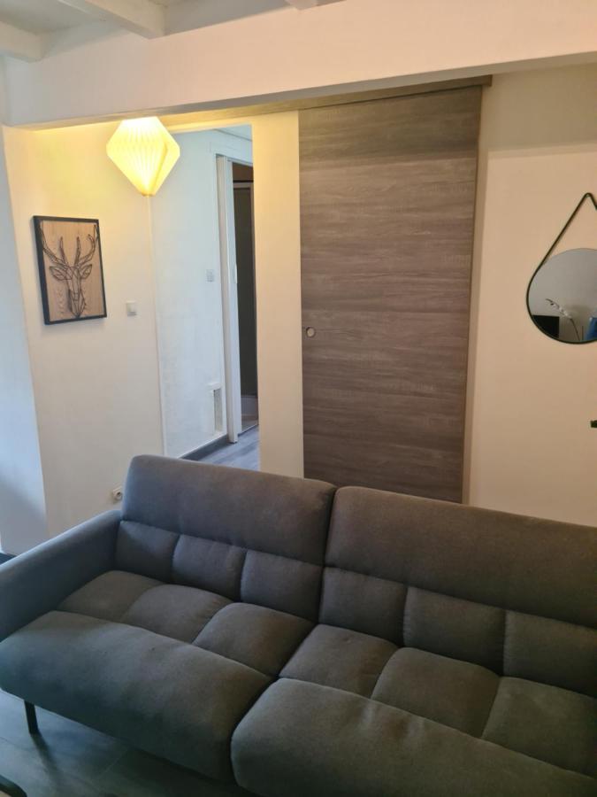 Logement Entier Situe A Taponnat Fleurignac. 외부 사진