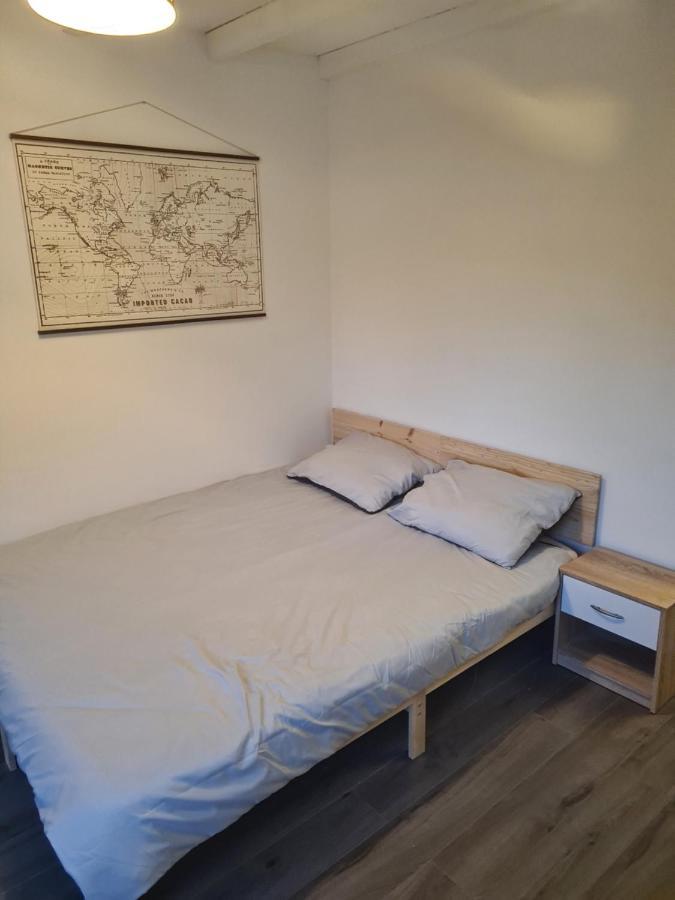 Logement Entier Situe A Taponnat Fleurignac. 외부 사진