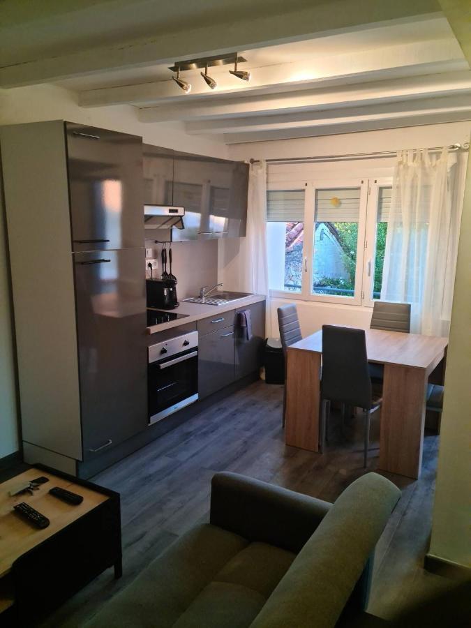 Logement Entier Situe A Taponnat Fleurignac. 외부 사진